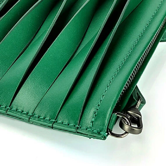 Floating collection mini pochette green