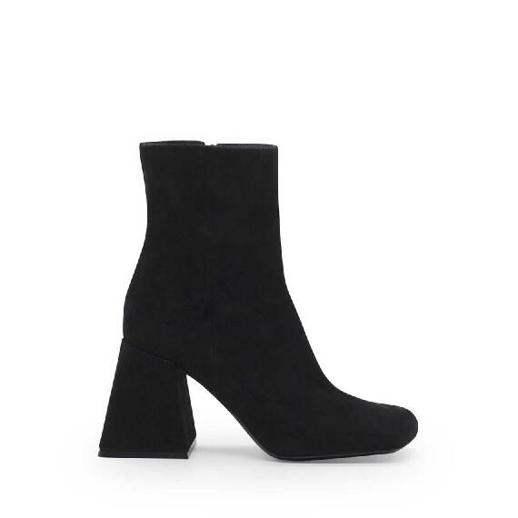 Ming Minimal Black Suede Half Boots