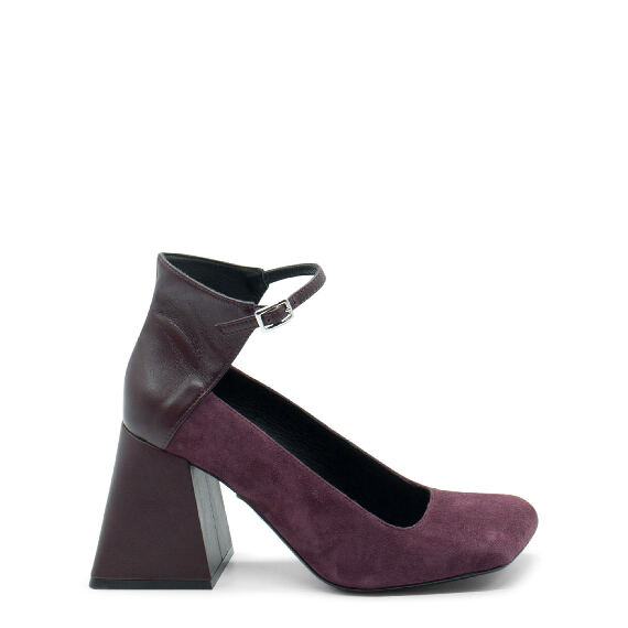 Ming Burgundy Pumps