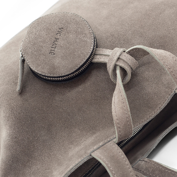 Sierra<br/>Mud-colored rectangular shopper  